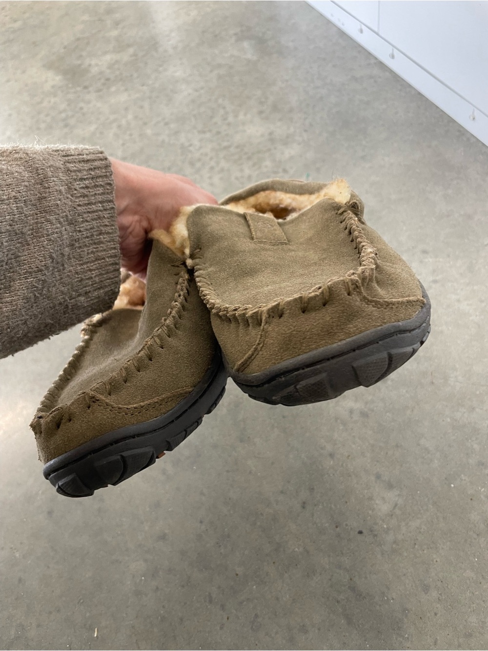 Clarks Olive/Tan Shearling-Lined Moccasin Slippers - Picture 3 of 5